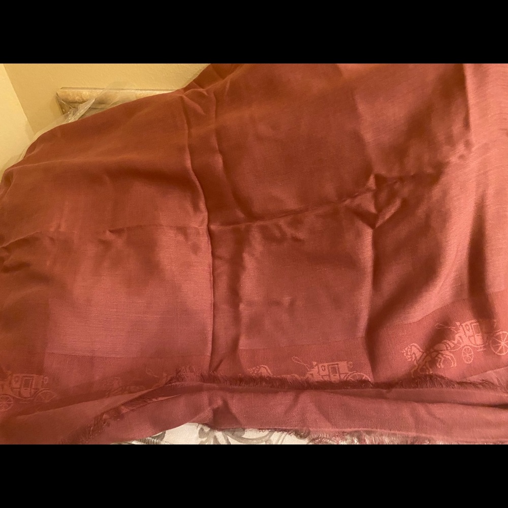 Coach large scarf - Picture 4 of 5